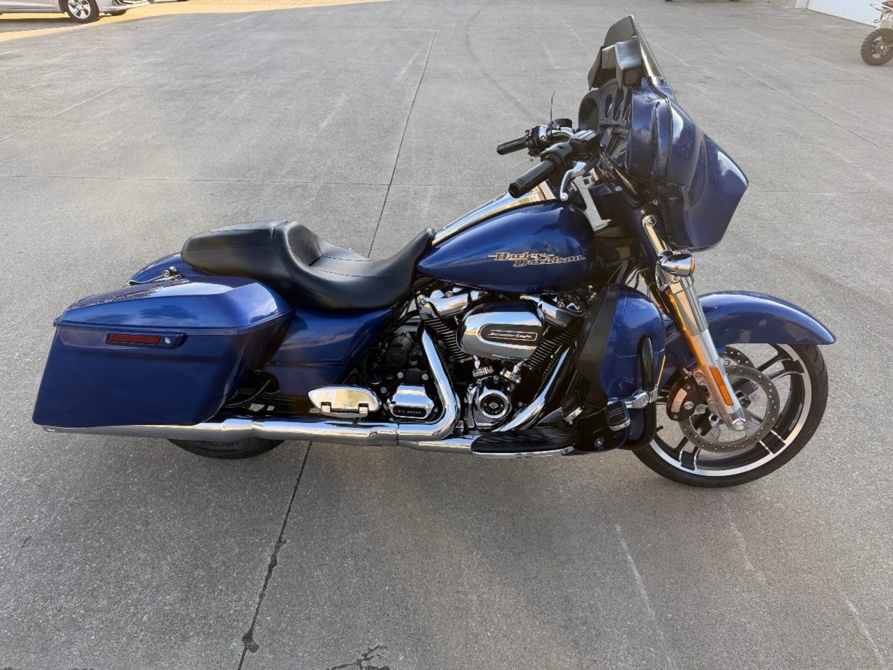 2017 Harley-Davidson Street Glide